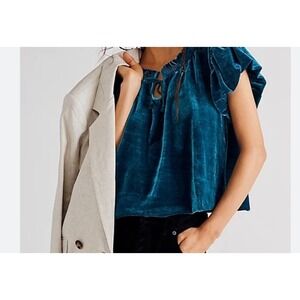 Free People Velvet Top Ruffle Sleeve Keyhole Blouse Teal‎ Green Party Casual